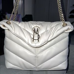 Steve Madden pearl white handbag. Used one day/ 2 hours. bought it from Macy’s